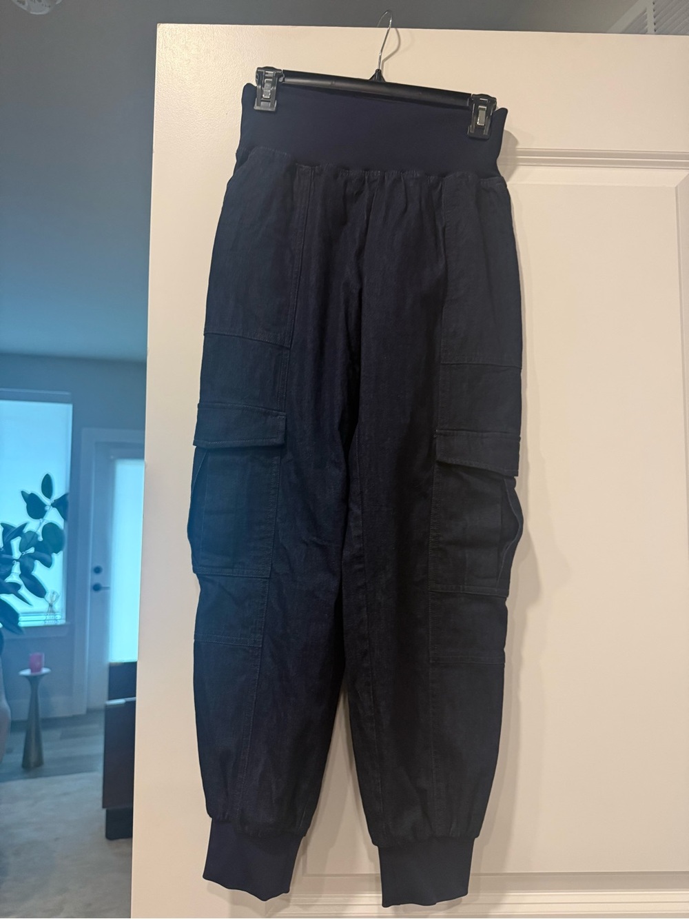 cinq a sept dark denim  Cargo Ankle jeans  - elastic  Waist &  Hem